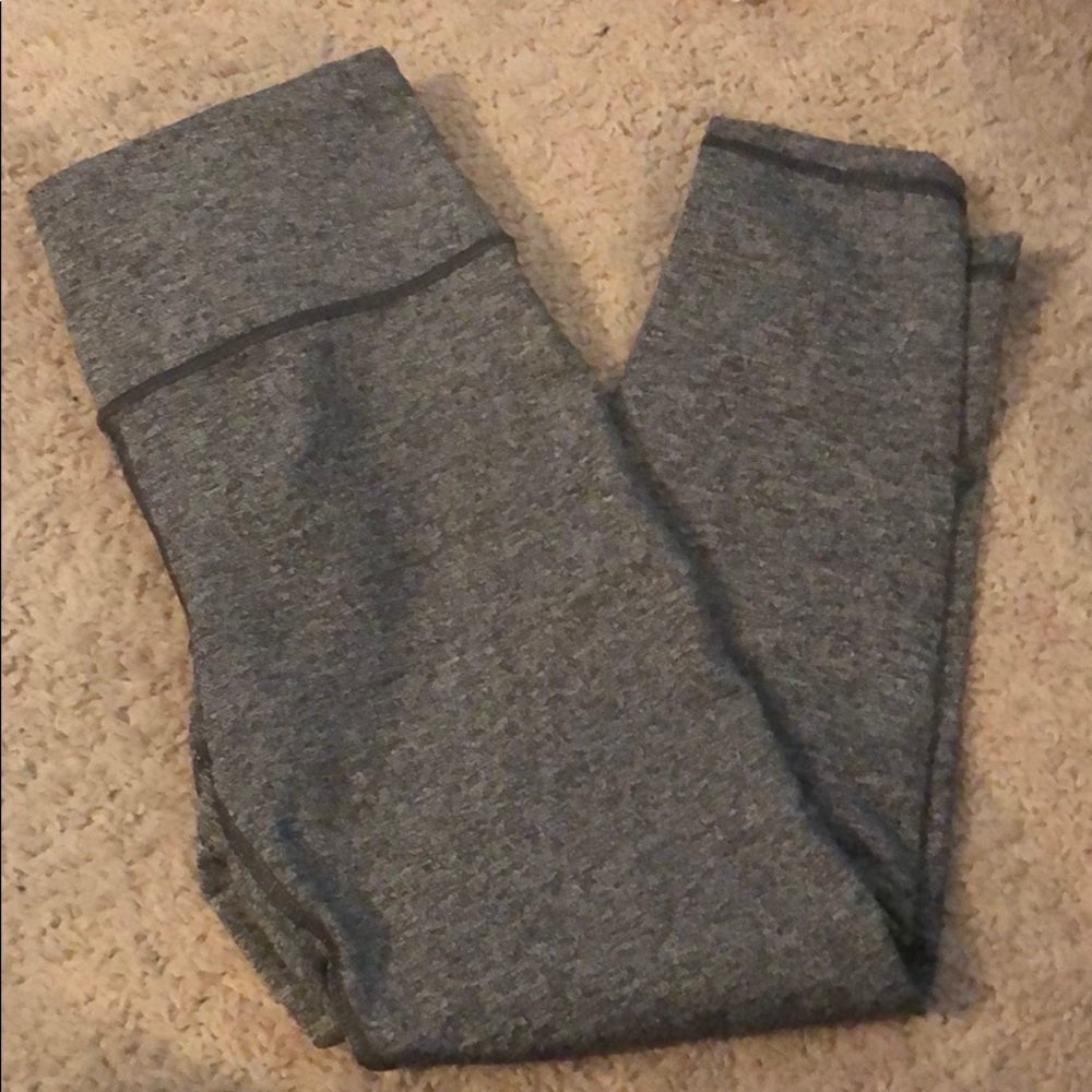 VS Sport Capri leggings